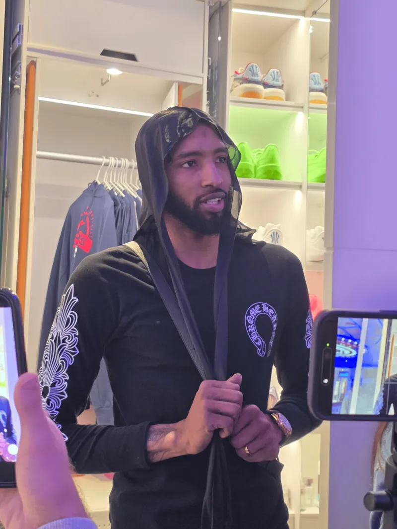 百家乐官网-小琼斯谈对阵开拓者：我们别无选择，只能拼尽全力奋力争胜